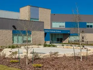 萨省学校“爆满”引家长忧虑